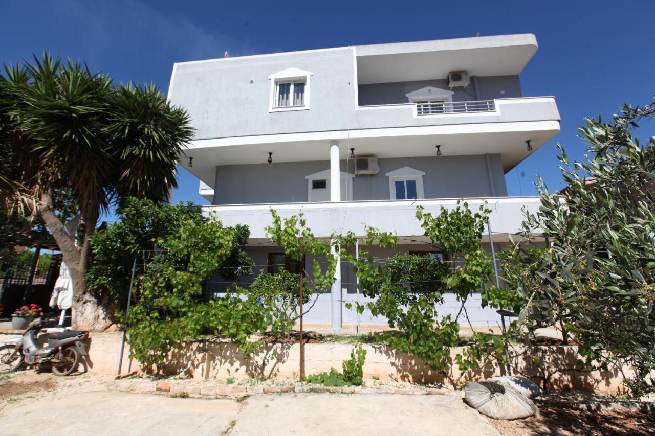 Vila Enea Ksamil Luaran gambar